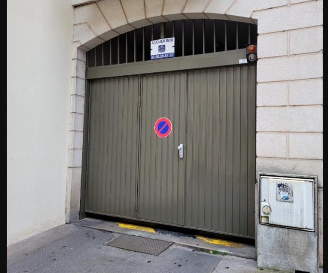 Le Tillot Apartment